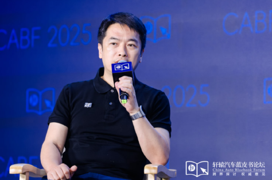 艾摩星机器人卢玉坤：有些人形(🕖)机器人公司用的摄像头就是把USB接口打胶固定，非常不稳定